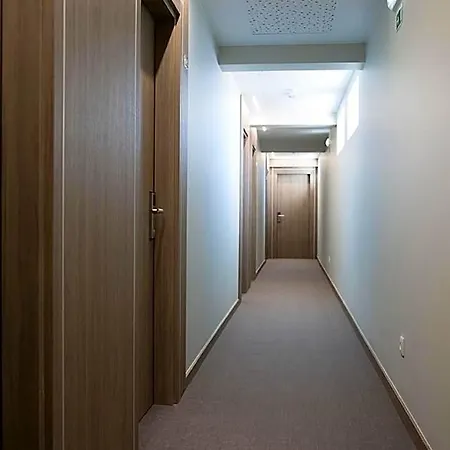 מלון Mafra Hotel 3*